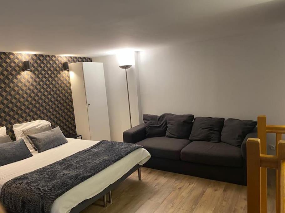 Magnifique Duplex 45 M2 Aux Portes De Paris Metro Barbara A 30Mn Expo Porte De Versailles モンルージュ エクステリア 写真