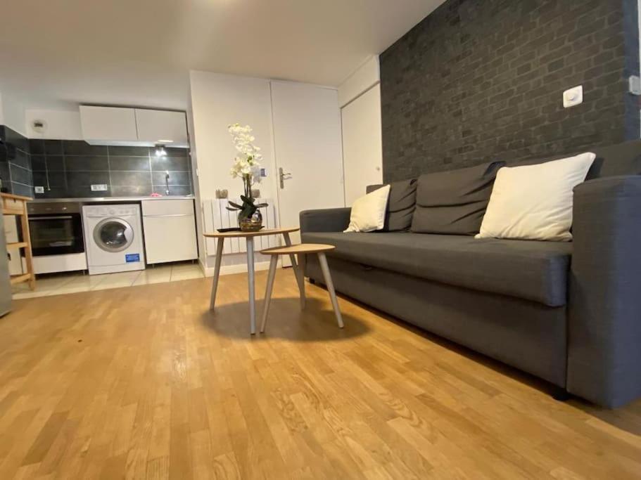 Magnifique Duplex 45 M2 Aux Portes De Paris Metro Barbara A 30Mn Expo Porte De Versailles モンルージュ エクステリア 写真
