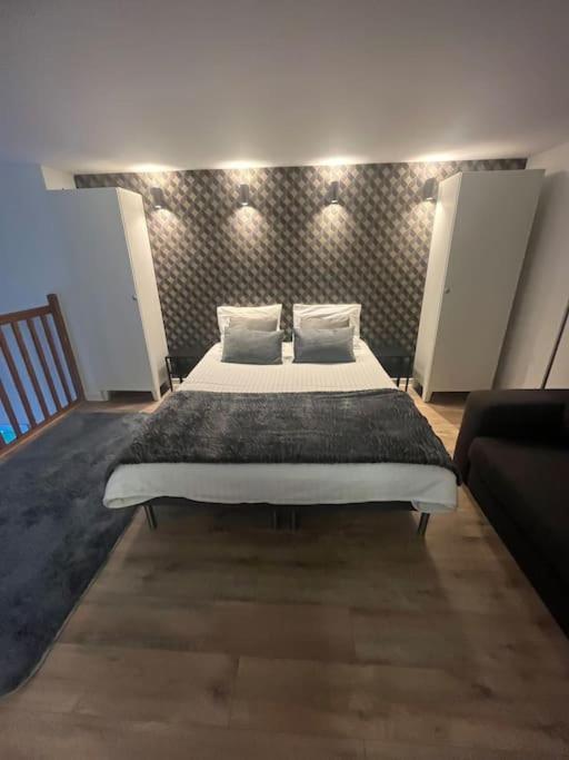 Magnifique Duplex 45 M2 Aux Portes De Paris Metro Barbara A 30Mn Expo Porte De Versailles モンルージュ エクステリア 写真