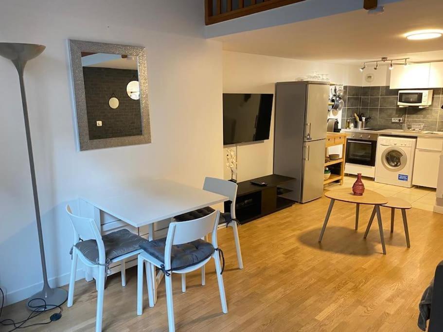 Magnifique Duplex 45 M2 Aux Portes De Paris Metro Barbara A 30Mn Expo Porte De Versailles モンルージュ エクステリア 写真