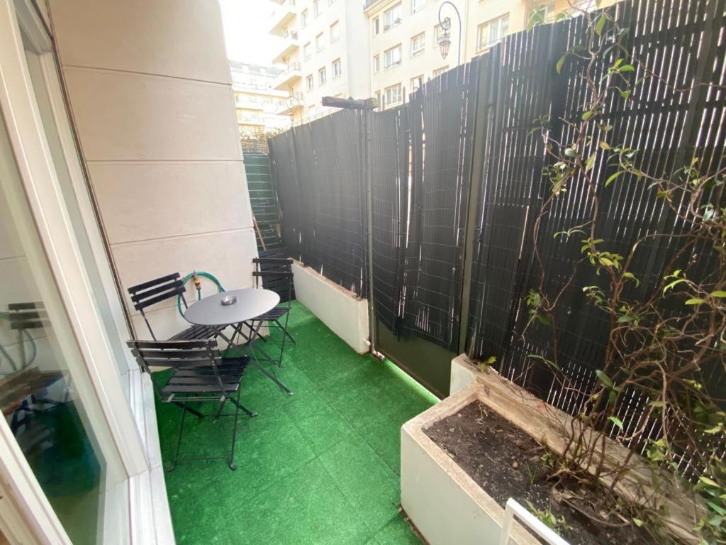 Magnifique Duplex 45 M2 Aux Portes De Paris Metro Barbara A 30Mn Expo Porte De Versailles モンルージュ エクステリア 写真